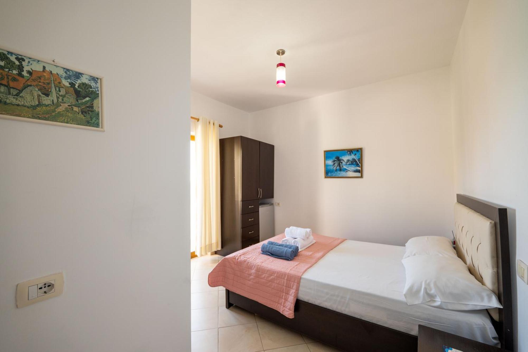Blue Bay Hotel Sarande Exterior photo