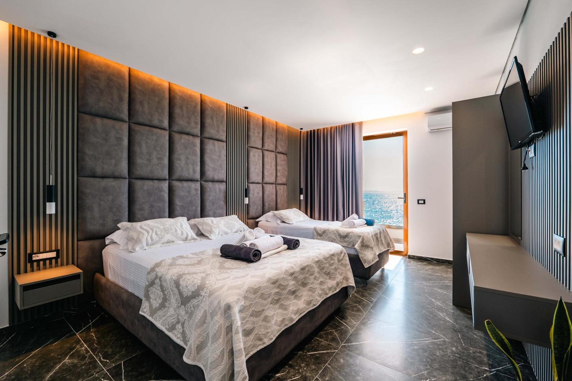 Blue Bay Hotel Sarande Exterior photo