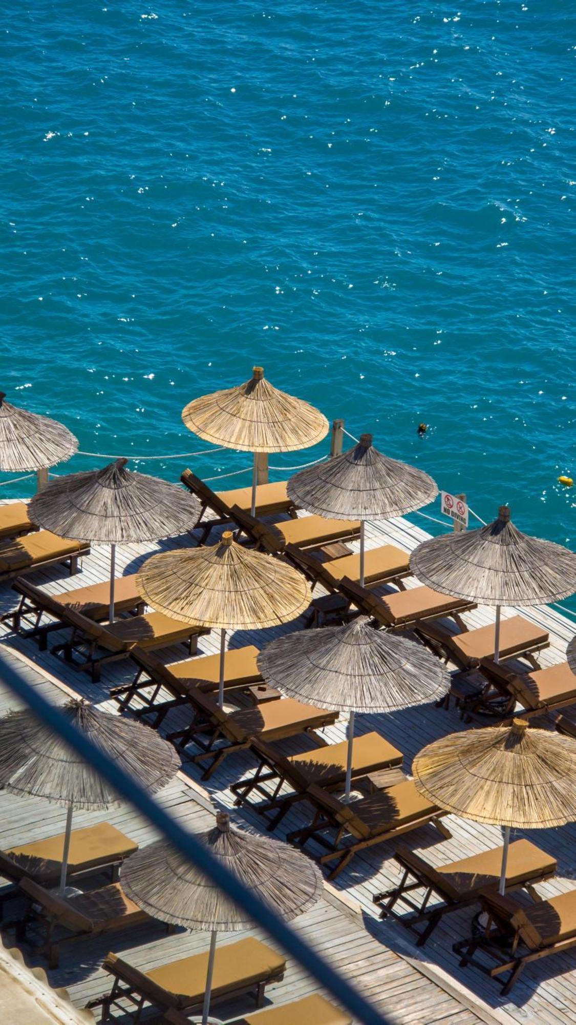 Blue Bay Hotel Sarande Exterior photo